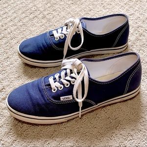 Vans Off The Wall Women’s Low Top Lace Up Navy Blue Canvas Sneaker size 8.5